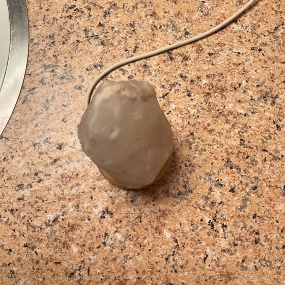 Himalayan Salt Lamp - Picture 2 of 10